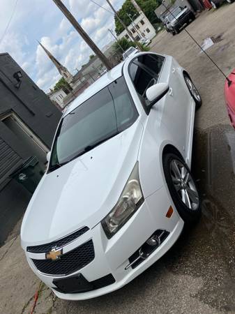 2012 Chevrolet cruze (Manual) - $2,250 (Cincinnati)63470602709377123