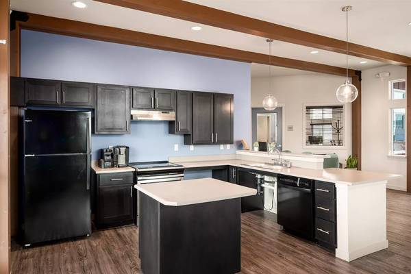 $2,039 / 2br - 954ft2 - Your haven of comfort: 2 BR, 2 BA, 954 Sq Ft homes. (Auburn)63688314418817121