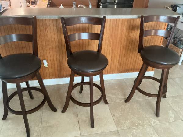 Bar stools 1