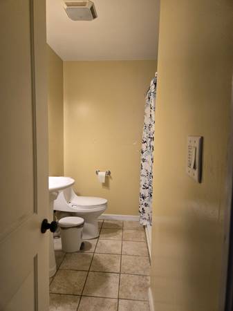 $500 / 1br - Room for rent (Dothan)63983675775875120