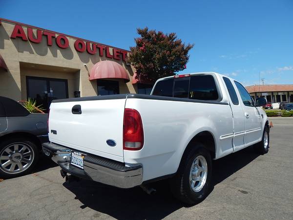 ~_*1998 Ford F150 XLT, un solo dueño, pocos kilómetros. Impecable, como nuevo, ¡una visita obligada!~_* - $6.988 (Sacramento)63486967337347124