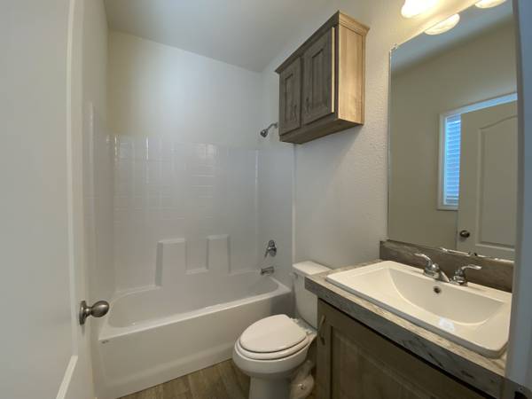 $97,990 / 3br - 840ft2 - ¡PRECIO REDUCIDO! Casa Manufacturada Nueva de 3/2 (Redding)63972531233411124