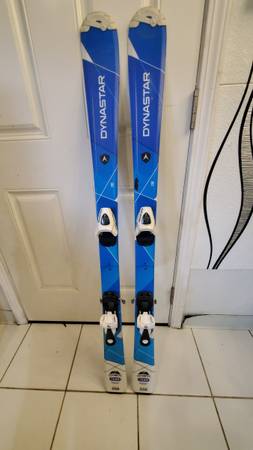 Snow Skis (130cm) 1