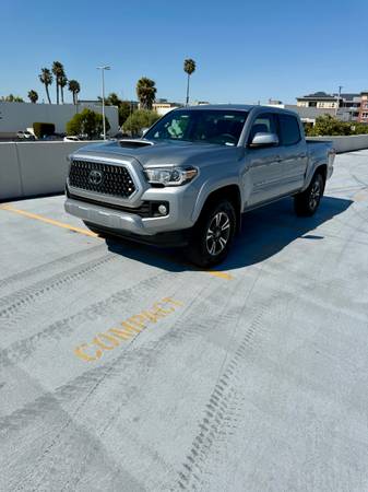 2019 Toyota Tacoma Trd Sport - $23,500 (alameda)63442338064641121