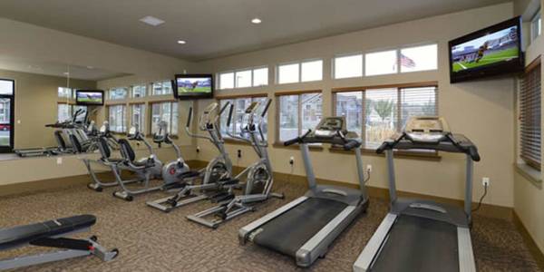 $1,789 / 2br - Ubicado en Parker, 2H/1B, Techos de 9 Pies (10405 Vienna St, Parker, CO)63658162014211121