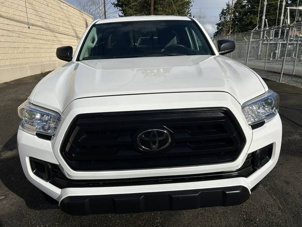 2021 Toyota Tacoma Access Cab SR5 4WD V6 --1 propietario, automático, título limpio-- - $34,995 (kirkland)63613909184515121