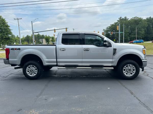 ** 2017 FORD F250 SUPER DUTY CREW CAB XLT 48,000 MILLAS 4X4 ** - $36,500 (WALSH TRUCK AND AUTO)63484466510337123
