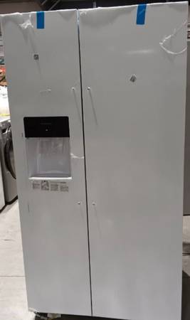 Frigidaire- side by side standard depth 1