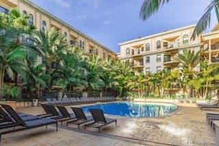$2,599 / 2br - 984ft2 - Fax and Copy Room, Closet Organizers, 24-Hour Doorman (909 W. Temple St., Los Angeles, CA)63998005297923120