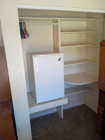 $550 / 1br - room 550.00 per mo. 250.00 dep. fully furnished. utilities included. (Modesto)63762982920833121