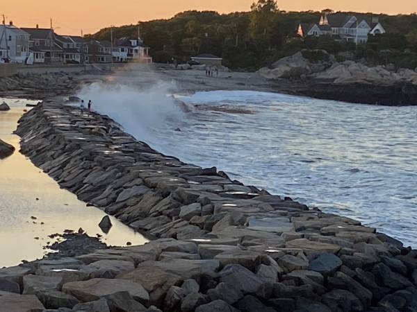 $2.300 / 1br - 700ft2 - Alquiler de invierno, amueblado, frente a la playa, Minot, disponible AHORA hasta el 15/6/26 (Scituate)63655319510529121
