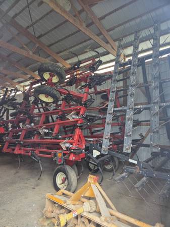 32' feild cultivator 1
