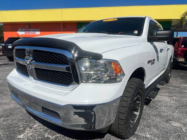 2018 RAM SLT 4X2 CREW - Photo 7