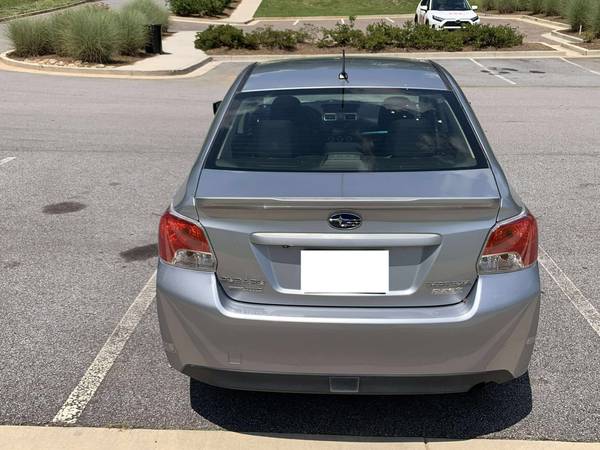 2015 SUBARU IMPREZA 2.0I MANUAL 4wd Sedan well maintain LOW MILES - $6,900 (Atlanta)63620197009411123