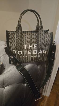 Marc Jacobs Monogram Jacquard Medium Tote Logo Bag Handbag Purse with Star Strap 1