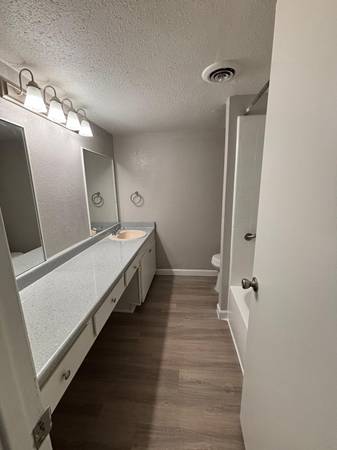 $1,069 / 2br - 900ft2 - Now Leasing – October Availability at Villas Las Cerezas (4515 E Grant Rd)63674756343681123