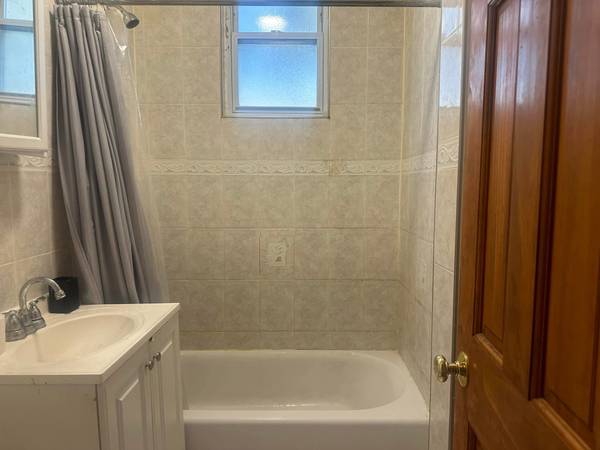 $2,600 / 2br - UNIDAD DE 2 HABITACIONES DISPONIBLE EN FLATBUSH PARA EL 1/10 A PASOS DE LOS TRENES 2 Y 5 (FLATBUSH-JUNCTION)63874741111169122