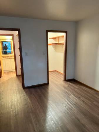 $900 / 2br - RENT SPECIAL! Mead Ave Apts 2 Bdrm w/ Heat included MUST SEE! (sheboygan)63813312117507122