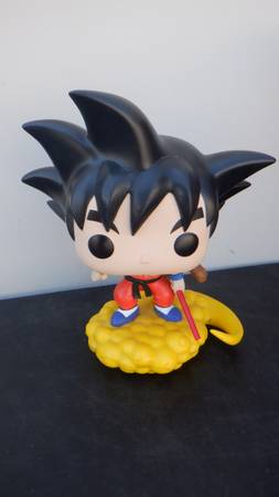 LARGE POP DRAGON BALL Z FIGURE *** 1