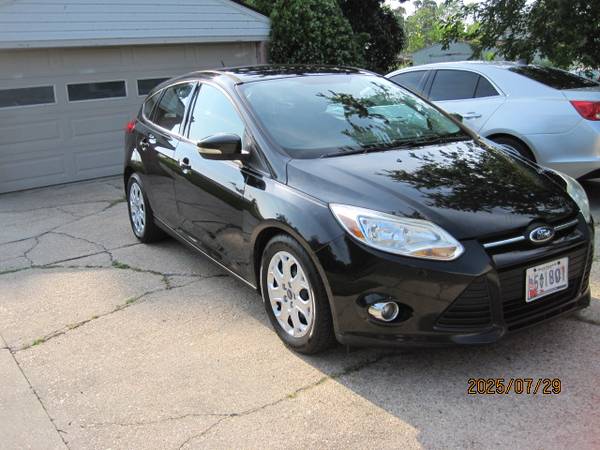 FORD FOCUS 2012 5 4R. UN SOLO DUEÑO, MUY BUEN ESTADO - $4.000 (CONDADO DE BALTO/MIDDLE RIVER)63470259718915121