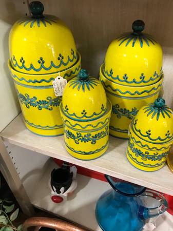 Vintage Italian canister set 1
