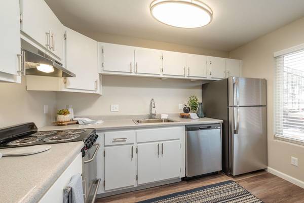 $1,425 / 1br - 500ft2 - Washer/Dryer, Grill/Picnic Area, Pet Friendly (Dakota Canyon Apartments)63659728989571123