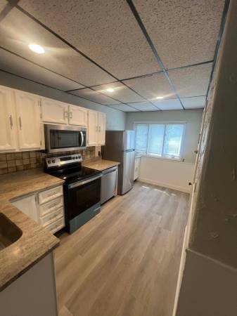 $2,350 / 2br - Conveniently located Watertown 2 Bed Available Now63810013522305122