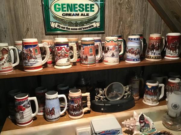 Budweiser holiday steins 1