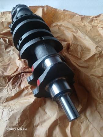 Ford 174 Tractor  “Crankshaft” (New) 1