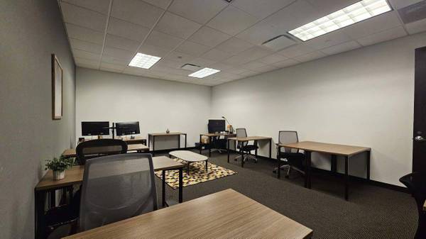 Focus On Your Starting Business With a Flexible Co-working Space! 1