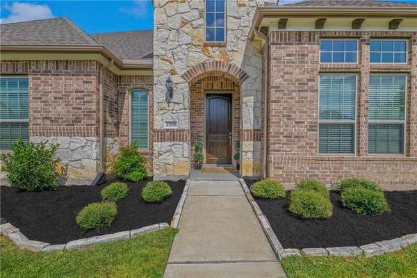 Home for Sale in College Station,  (4bd 3ba) 1