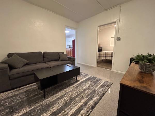 $825 / 1br - 407ft2 - Casita casa en alquiler (Tucson)63674860573699121