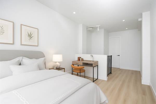 $3,999 / 1br - Dramatic Williamsburg Duplex with Rooftop Access & Designer Finishes (Williamsburg)63689769884801123