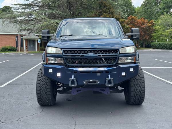2005 Chevy Silverado 2500HD LS - 118k Millas - 4x4 - Ajustado y Eliminado - $24,985 (Charlotte)63613436525953122