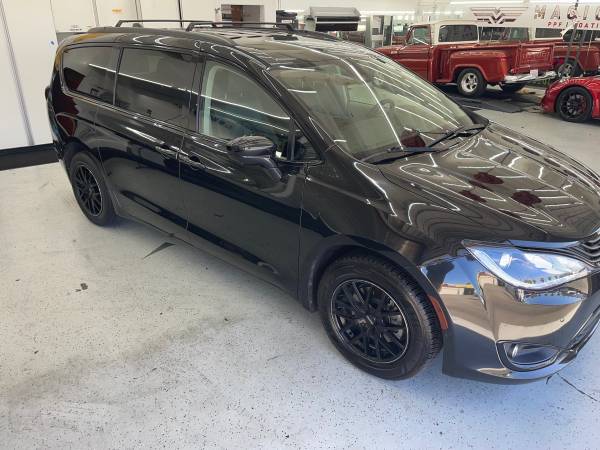 2018 Chrysler Pacifica Hybrid Limited (único dueño) - $18,500 (san jose oeste)63472935389825121