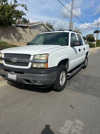2005 Chevrolet Avalanche 1500 - $6,80063436935170177121
