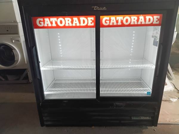 Gatorade cooler 1
