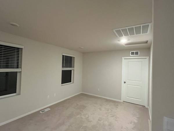 $650 / 1br - 125ft2 - One Bedroom for Rent in Vancouver (Vancouver)63615669164929121
