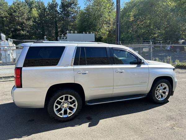 2015 Chevrolet Tahoe LTZ 4WD --Título limpio, equipado, asequible-- - $24,995 (kirkland)63613916638979123