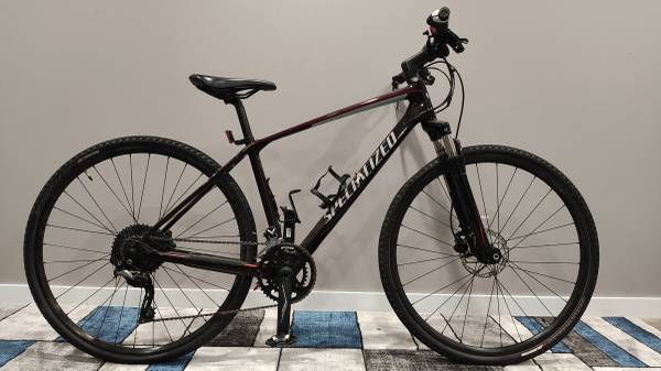 Carbon Specialized Hybrid Bike – Medium – Hydraulic Disc Brakes 1