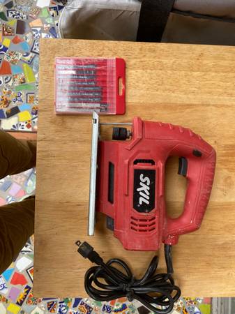 Skil saw and blades 1