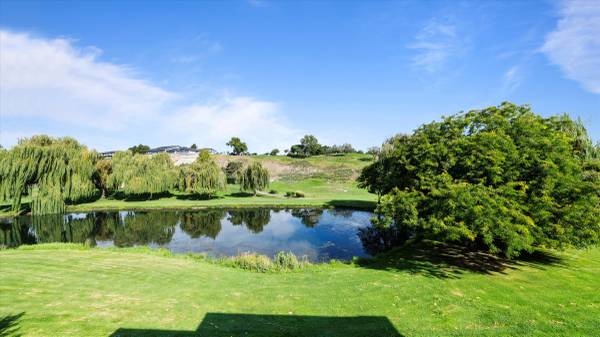 $709,000 / 4br - 4078ft2 - Spacious Home on Canyon Lakes Golf Course w/ Daylight Basement (Kennewick)64014970824835120