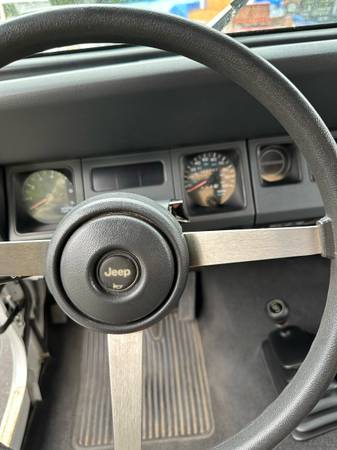 1992 Jeep Wrangler Sport - $1 (Bainbridge Island)63613978853889124