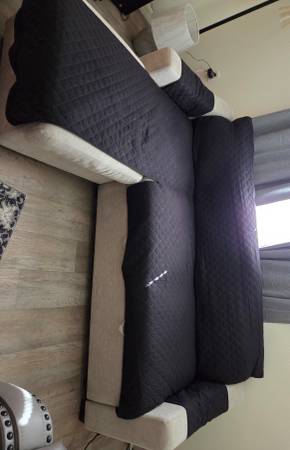 Reversible sleeper Sofa 1