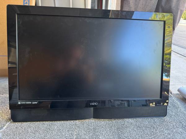 Vizio 42 inch tv 1