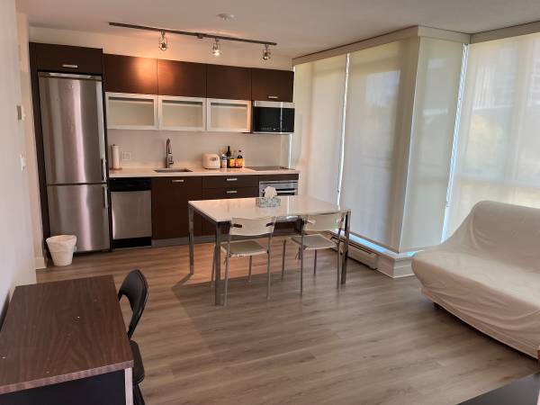 One-bedroom plus den apartment at Gateway Skytrain station for rent 1