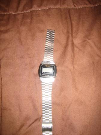 Vintage Never-Used Sharp Digital Quartz Watch 1