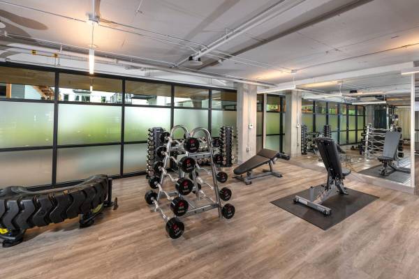 $1,999 / 512ft2 - Elevate Your Lifestyle - Lease Now at Nightingale! (Garage)63808035682435122