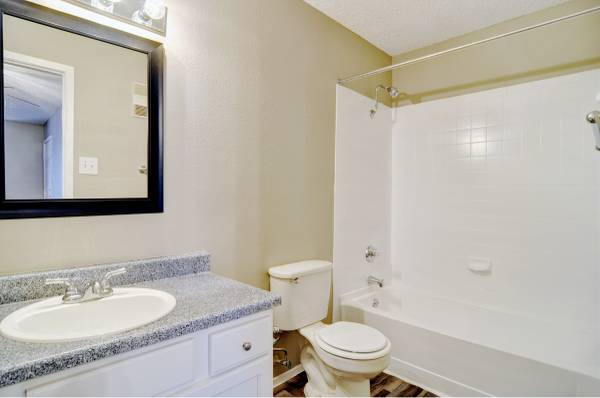 $1,399 / 3br - 950sqft -  3 bedrooms Available @Cedar point 1