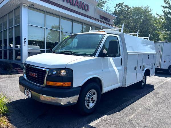 2016 GMC Savana Comercial Chasis Cabina 6.0L V8 CAJA DE UTILIDADES CON CERRADURA KNAPHEIDE - $16,994 (+ MASTRIANOS DIESELLAND)63470622464003121
